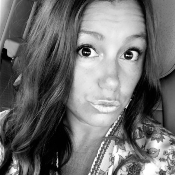 Meet Me.....💞your Posh Ambassador II💋 - Picture 6 of 16